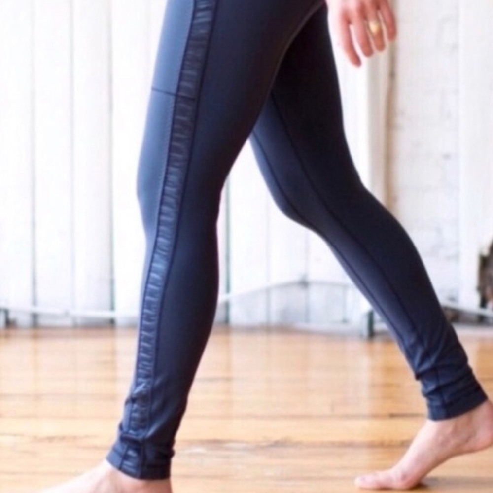 Lululemon Black Satin Leggings with Pockets